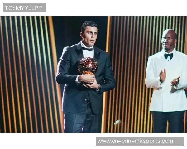 比利亚：亚马尔是一名绝无仅有的球员，很多年才会呈现一个